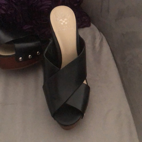 Sandals - Picture 2 of 3